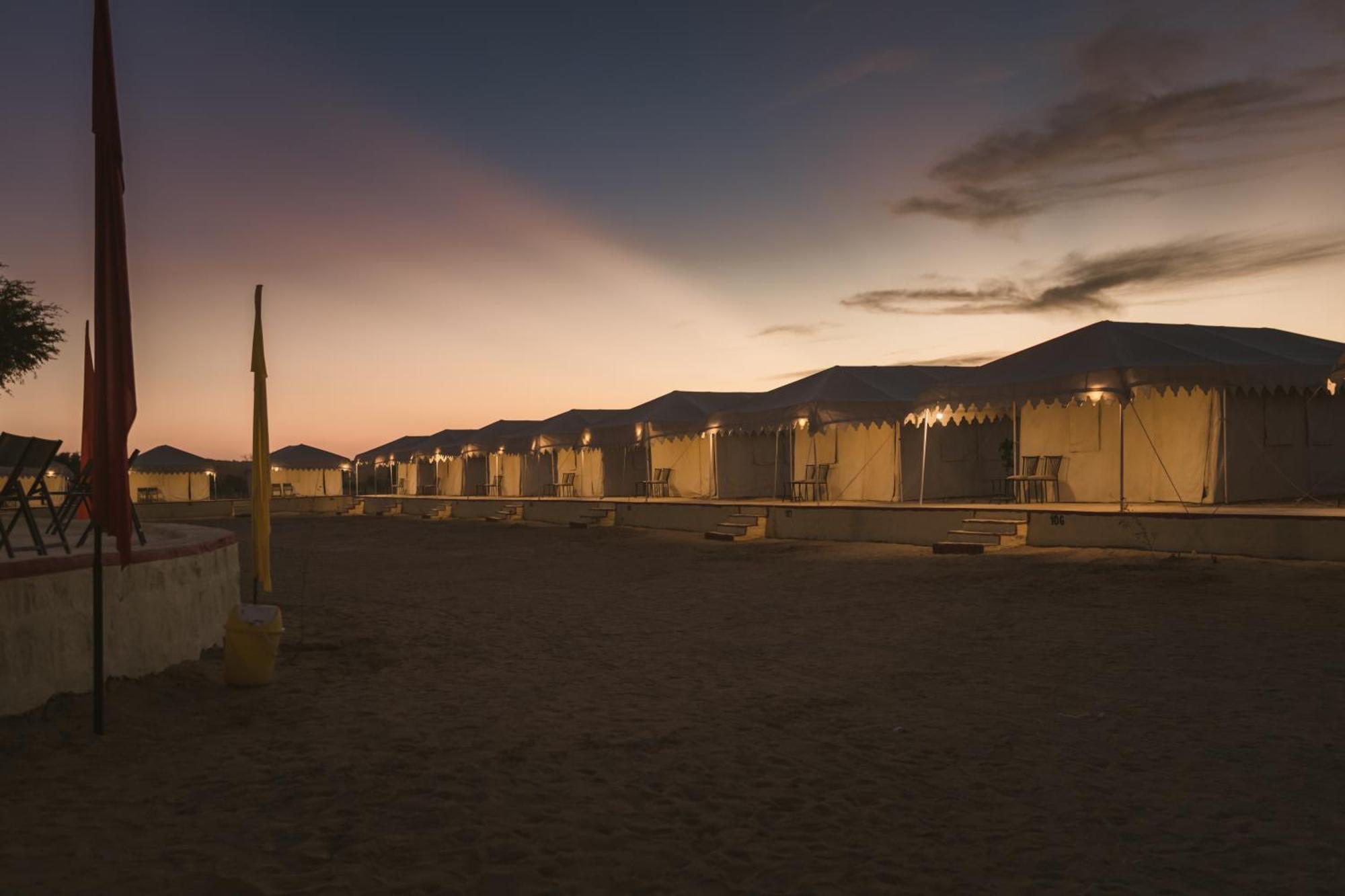 Royal Pavilion Camps By Shrigo Hotels Sam Exterior photo