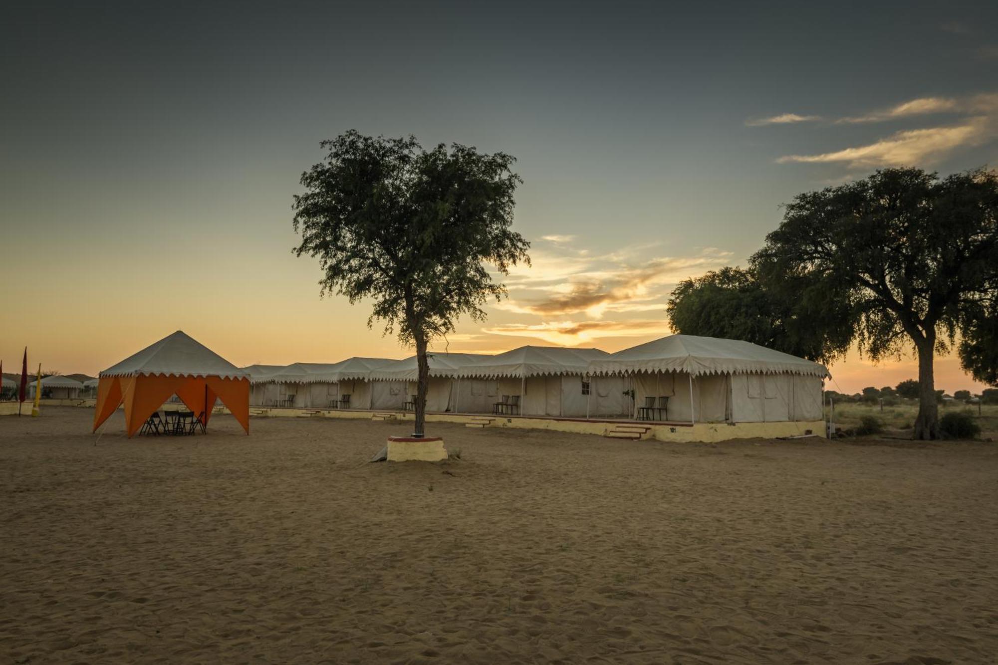 Royal Pavilion Camps By Shrigo Hotels Sam Exterior photo